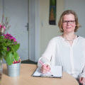 Dr. med. Annegret Brauer  | Fachärztin für Kinder- und Jugendpsychiatrie und -psychotherapie / Humangenetik 